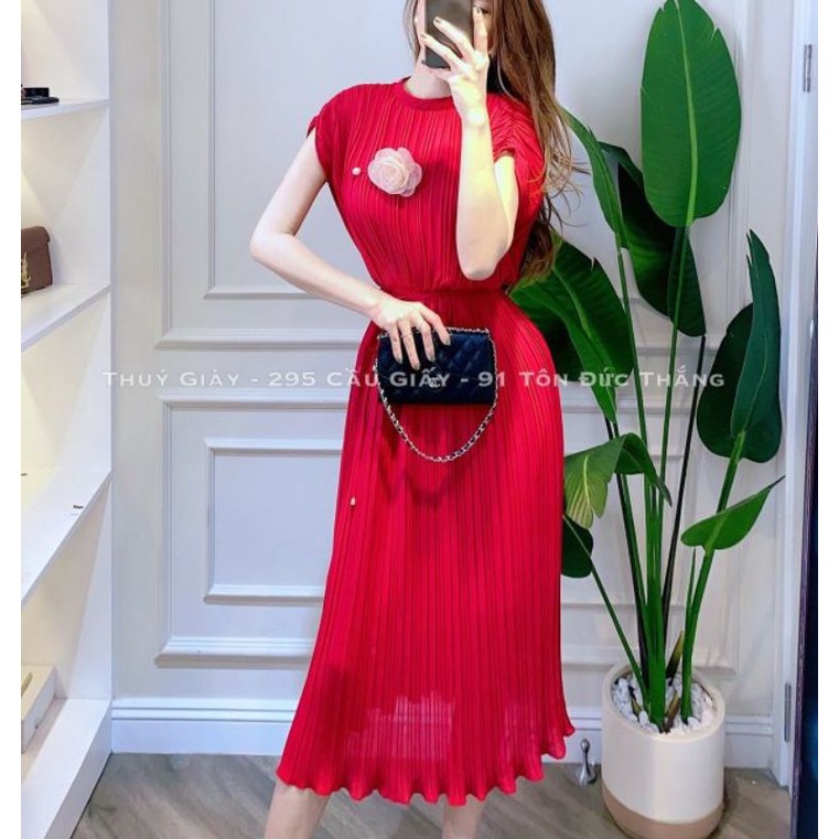 Váy dập ly hồng