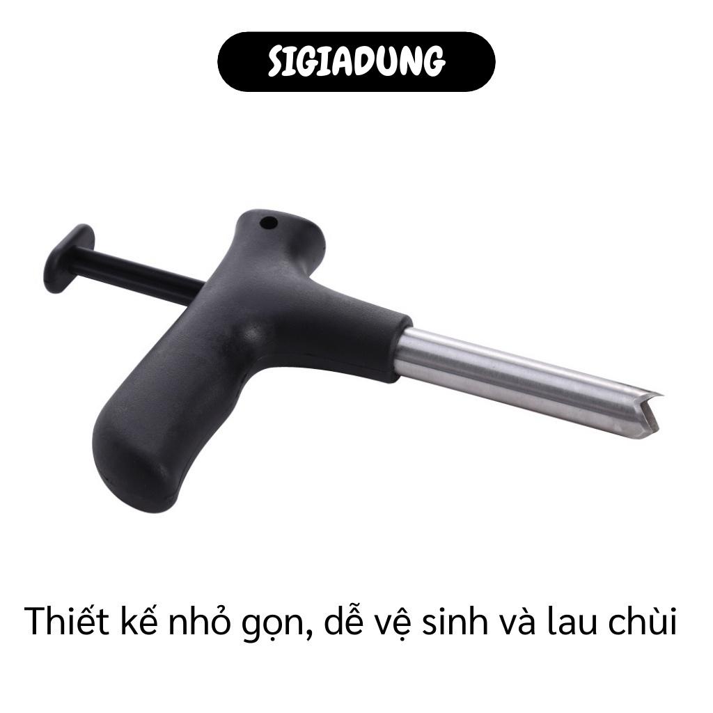 [SGD] Dụng Cụ Khui Dừa - Cây Đục Lỗ Quả Dừa Lấy Nước Bằng Tay Siêu Nhanh, Tiện Lợi  3983