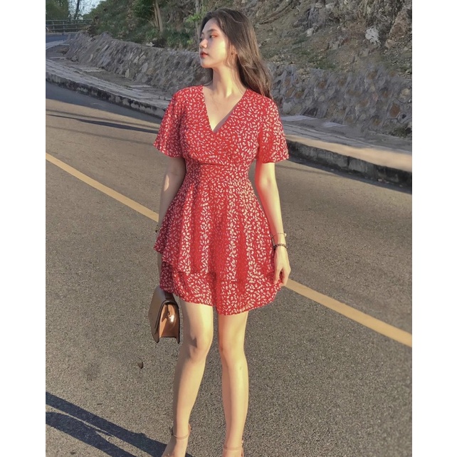 JUMPSUIT HOA ĐỎ TẦNG CHÉO NGỰC