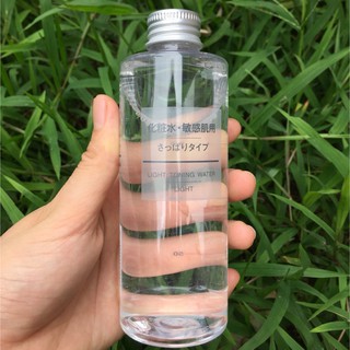 NƯỚC HOA HỒNG MUJI LIGHT TONING WATER 200 ML LC