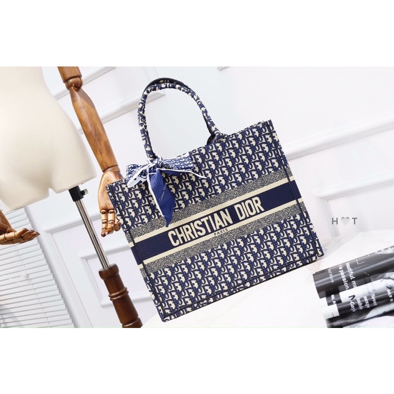 Dior tote bag