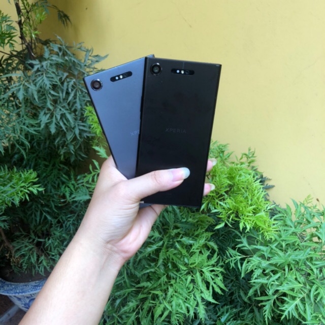 Điên Thoại Sony Xperia XZ1 Bộ Nhớ 64GB Ram 4GB Đẹp Như Mới