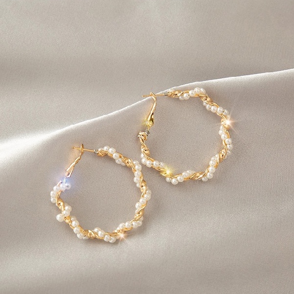 Hoa Tai Dáng Dài Phong Cách Thời Trang Hàn Quốc Cho Nữ