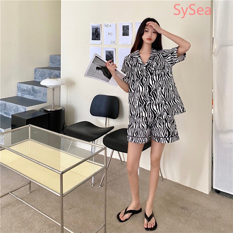 Bộ Đồ Ngủ Tay Ngắn Dáng Rộng In Họa Tiết Ngựa Vằn Kiểu Retro Thời Trang Mùa Hè Cho Nữ