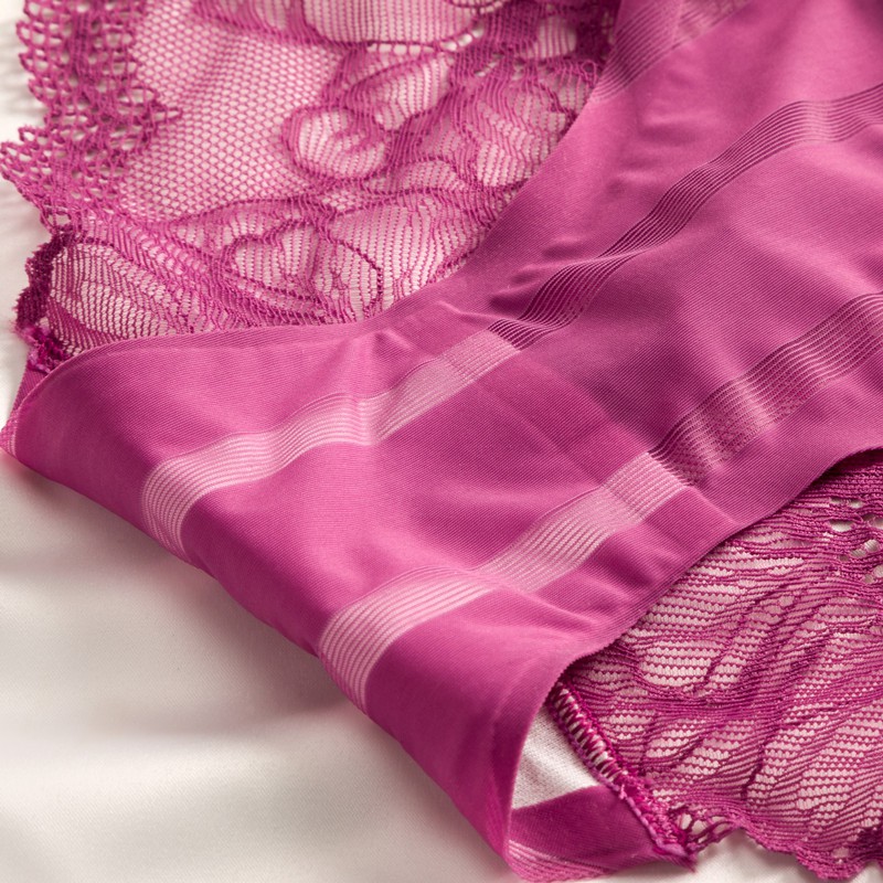 Quần lót cotton phối ren thoáng khí không đường may quyến rũ cho nữ
