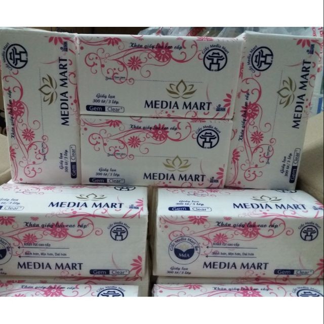 "AM"Giấy rút lụa MEDIA MART 300 tờ 3lớp