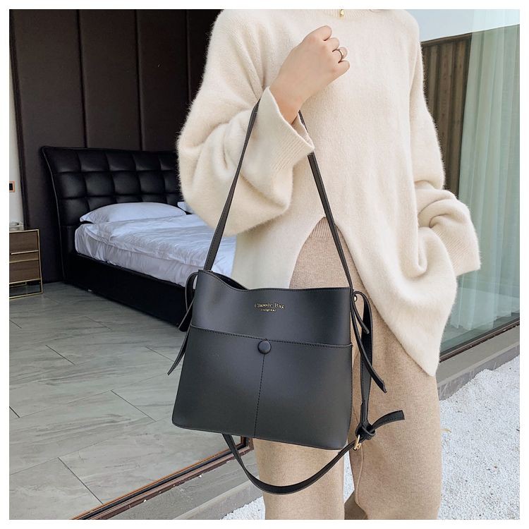 Túi Da Tote Đeo Chéo Nữ Size To Nhiều Ngăn 2 Dây Đeo Đi Học HA912 | BigBuy360 - bigbuy360.vn