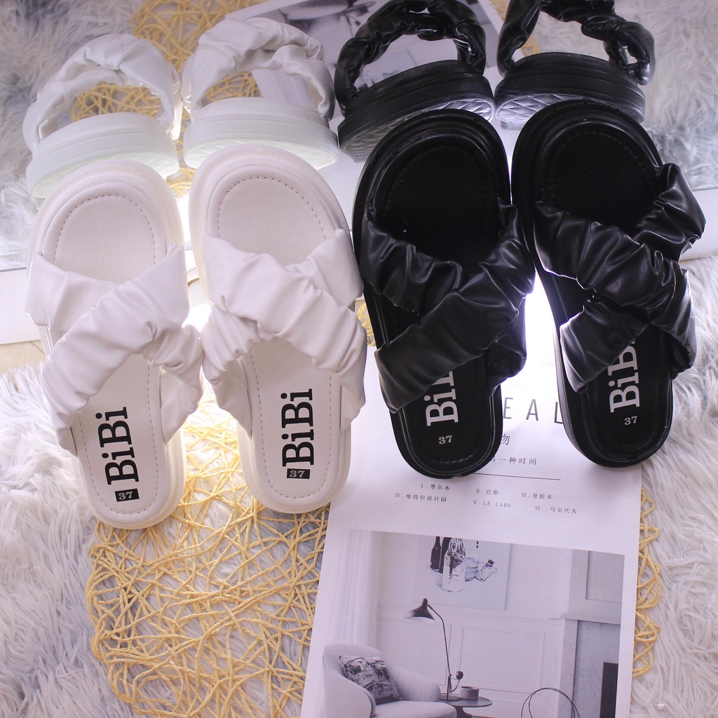 Dép quai bèo chéo cá tính mẫu mới quai bèo mềm êm chân đế độn 3cm sang trọng. giay jery