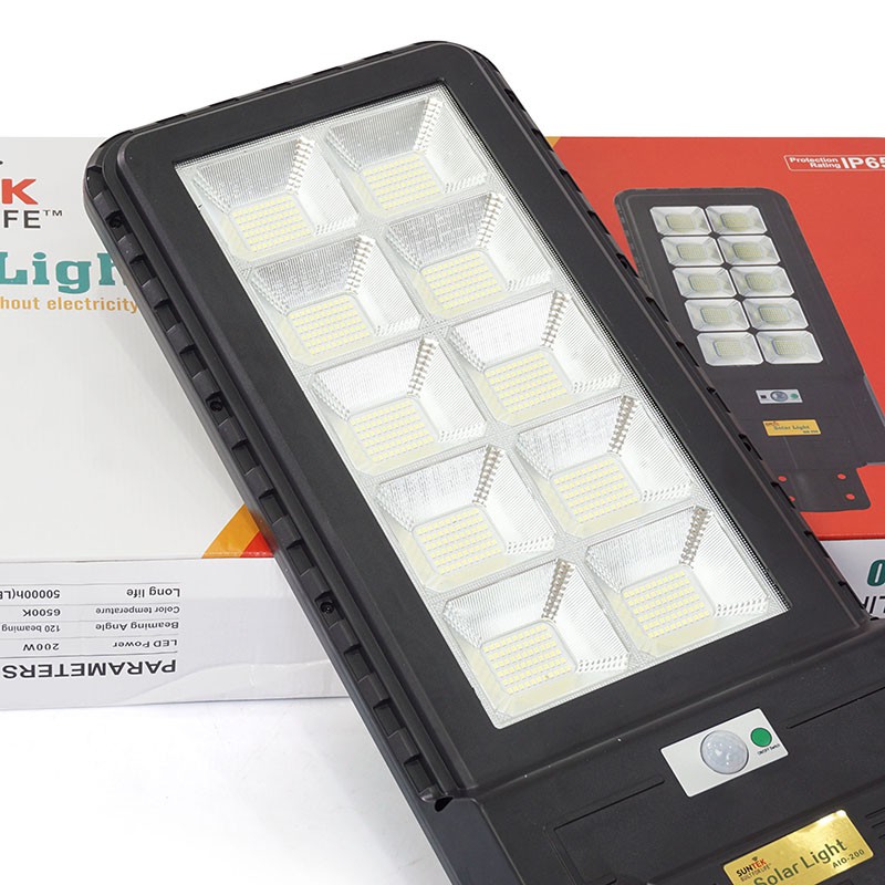 Đèn Đường Năng Lượng Mặt Trời Liền Thể SUNTEK LED Solar Light AIO-200 200W - Hàng Chính Hãng - Bảo hành 3 năm 1 đổi 1