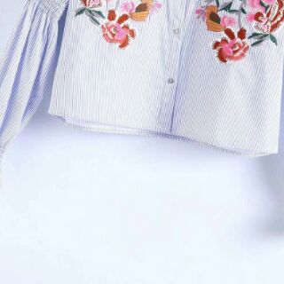 Sơ mi thêu hoa ZARA