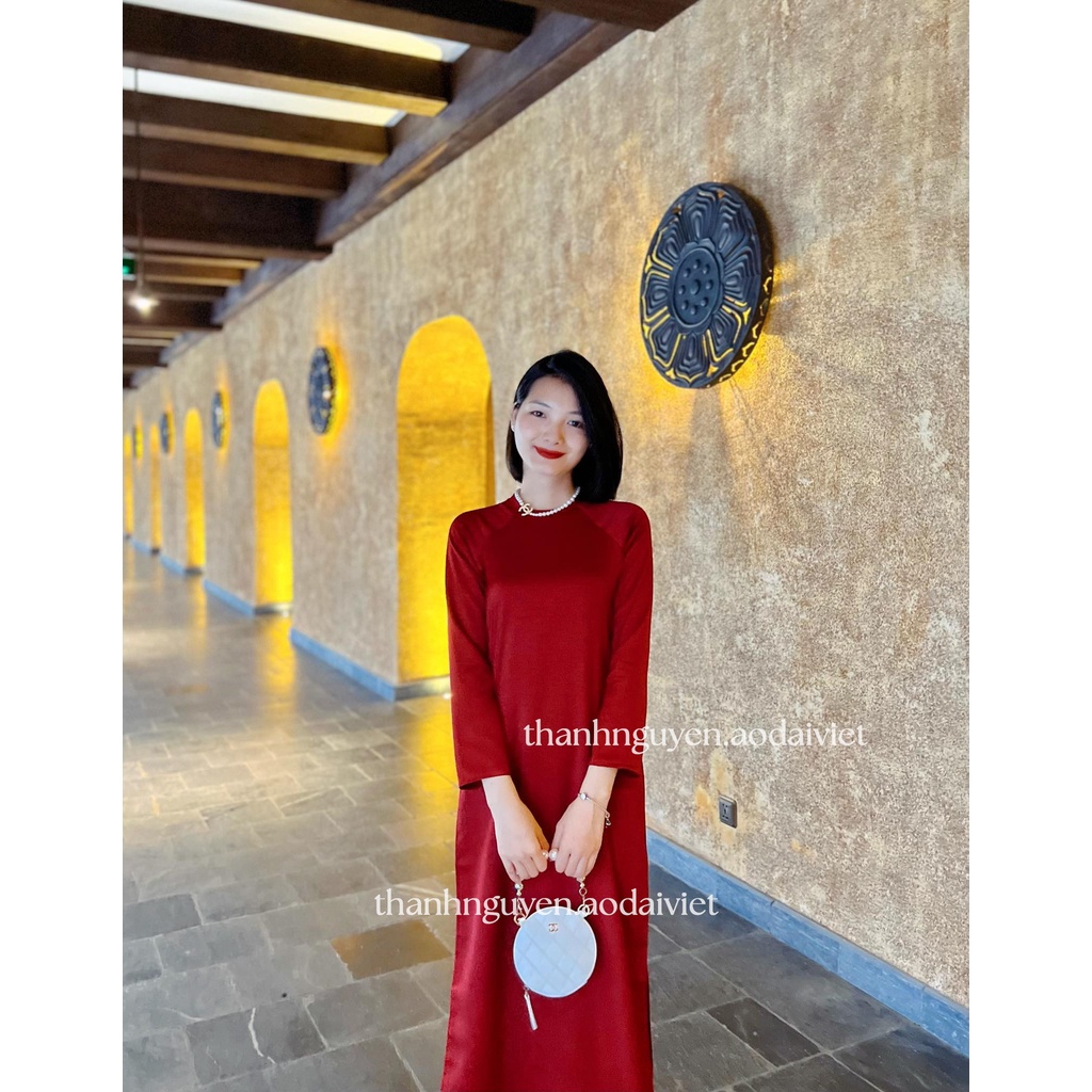 Áo dài đỏ dáng suông truyền thống lụa Tây Thi