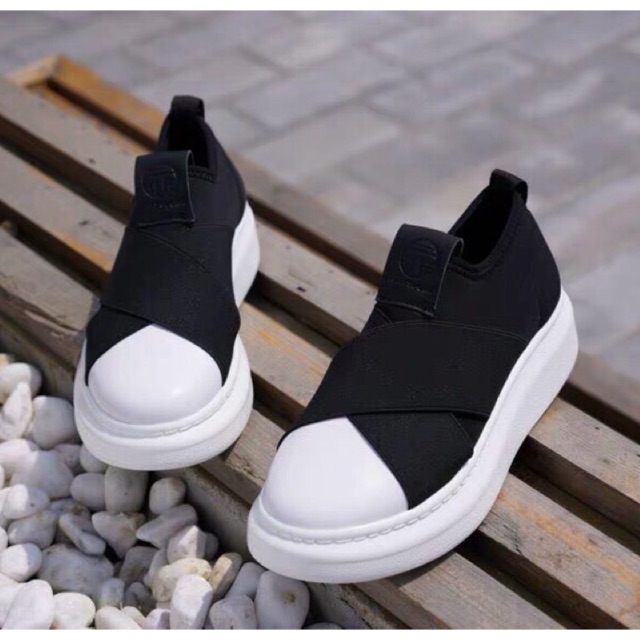 Giày thể thao lười chun chéo độn đế