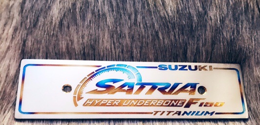 Bản tên xe máy titanium