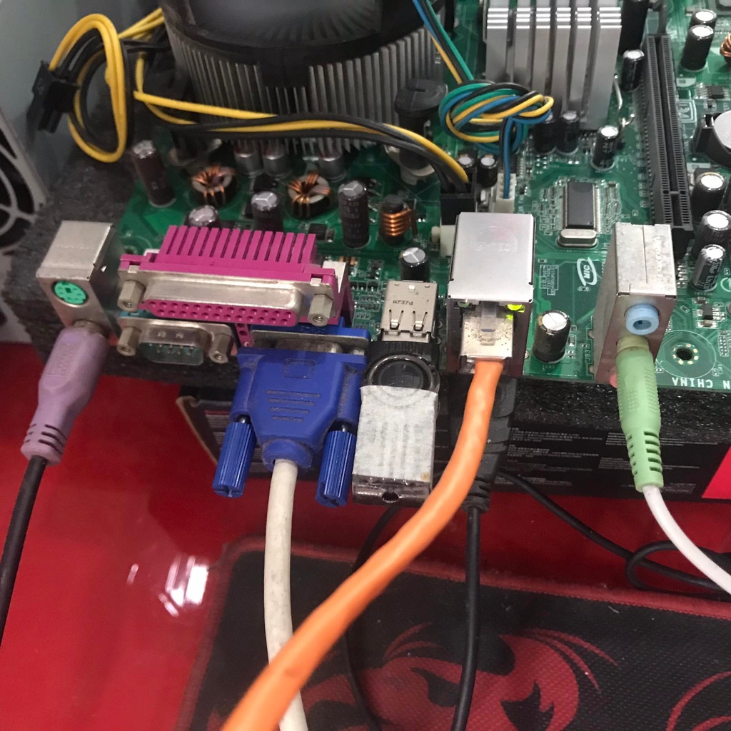 Combo 775 có cổng LPT cổng com, cpu E4500, ram 2g, fan zin, fe chặn