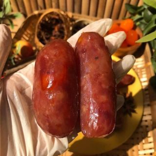 Lạp xưởng trứng muối