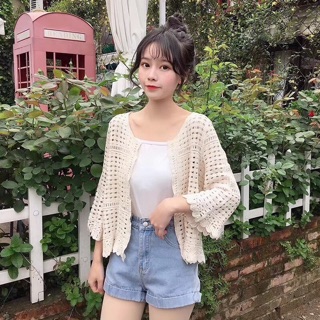 Áo khoác ren lỗ đi biển