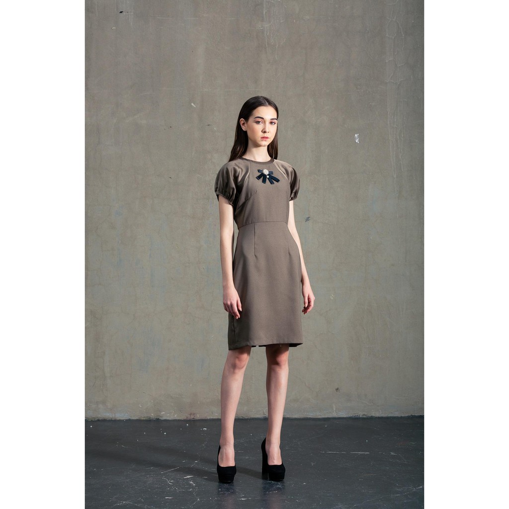 [Mã FAMALLT5 giảm 15% đơn 150k] Đầm dự tiệc nữ Callia Helen tay bồng (Xám/ Nâu) | BigBuy360 - bigbuy360.vn