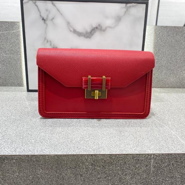 Charles and Keith Túi phong bì Túi đeo vai nữ Túi đeo chéo Túi lít