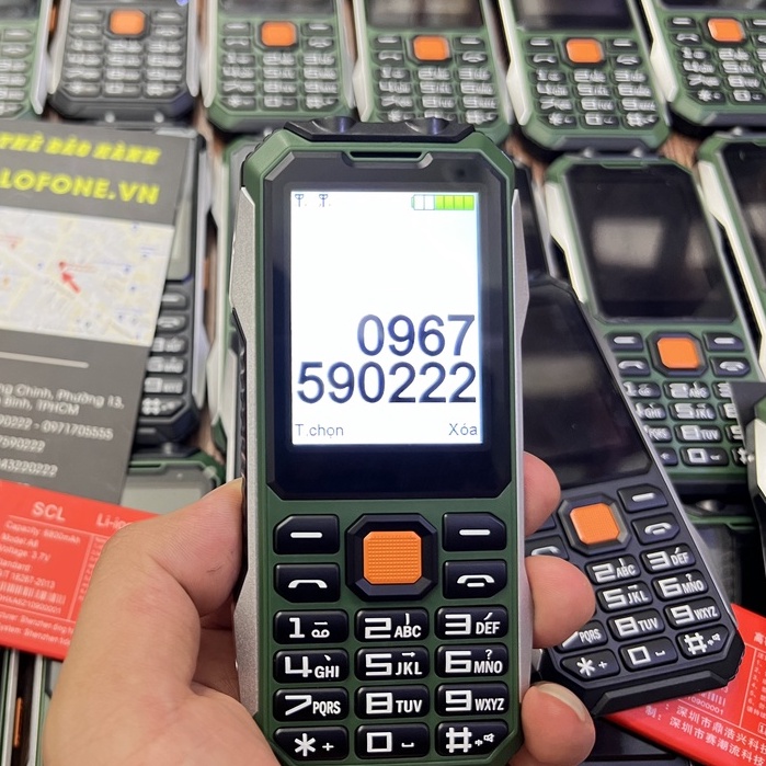 Điện Thoại Land Rover A6 Pin khủng 6800 mah nghe gọi 3-7 ngày màn hình rộng 2.6 in