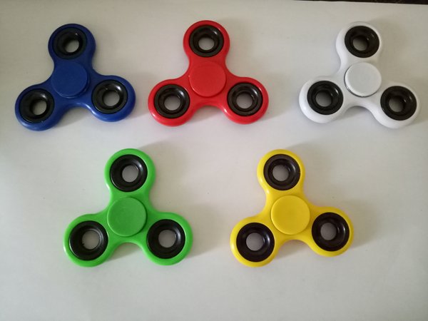 Con Quay Đồ Chơi Fidget Spinner Chính Hãng Cp / / / Fidget Spinner