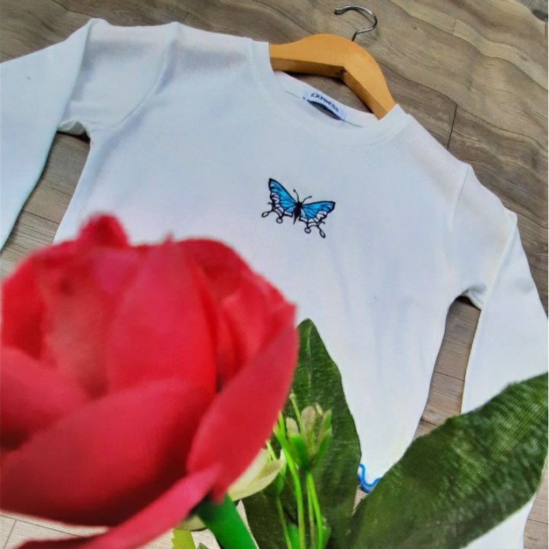 ÁO CROPTOP TAY DÀI THÊU BƯỚM CUỐN BIÊN A2 | BigBuy360 - bigbuy360.vn