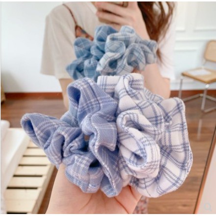 Dây cột tóc đuôi ngựa bằng vải họa tiết kẻ sọc thanh lịch