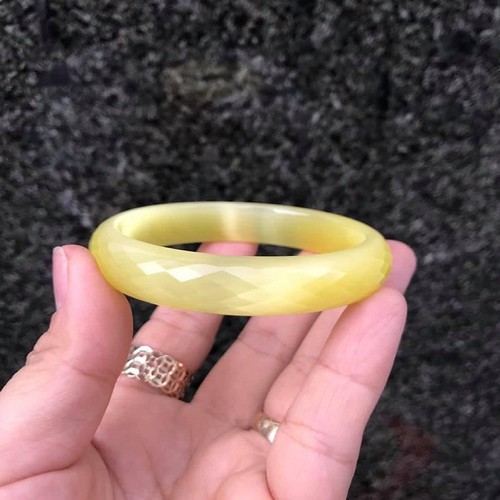 VÒNG TAY BẢN LIỀN CẮT GIÁC ĐA MÀU VÀNG [CÓ NI TỪ 55 ĐẾN 62MM]