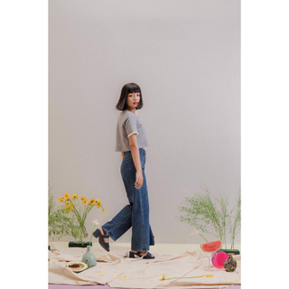 LIBÉ - Áo dáng lửng màu xanh dương