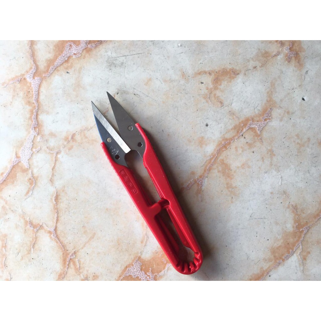 Kéo bấm chỉ đỏ loại lớn 1 cây mã pin 1551
