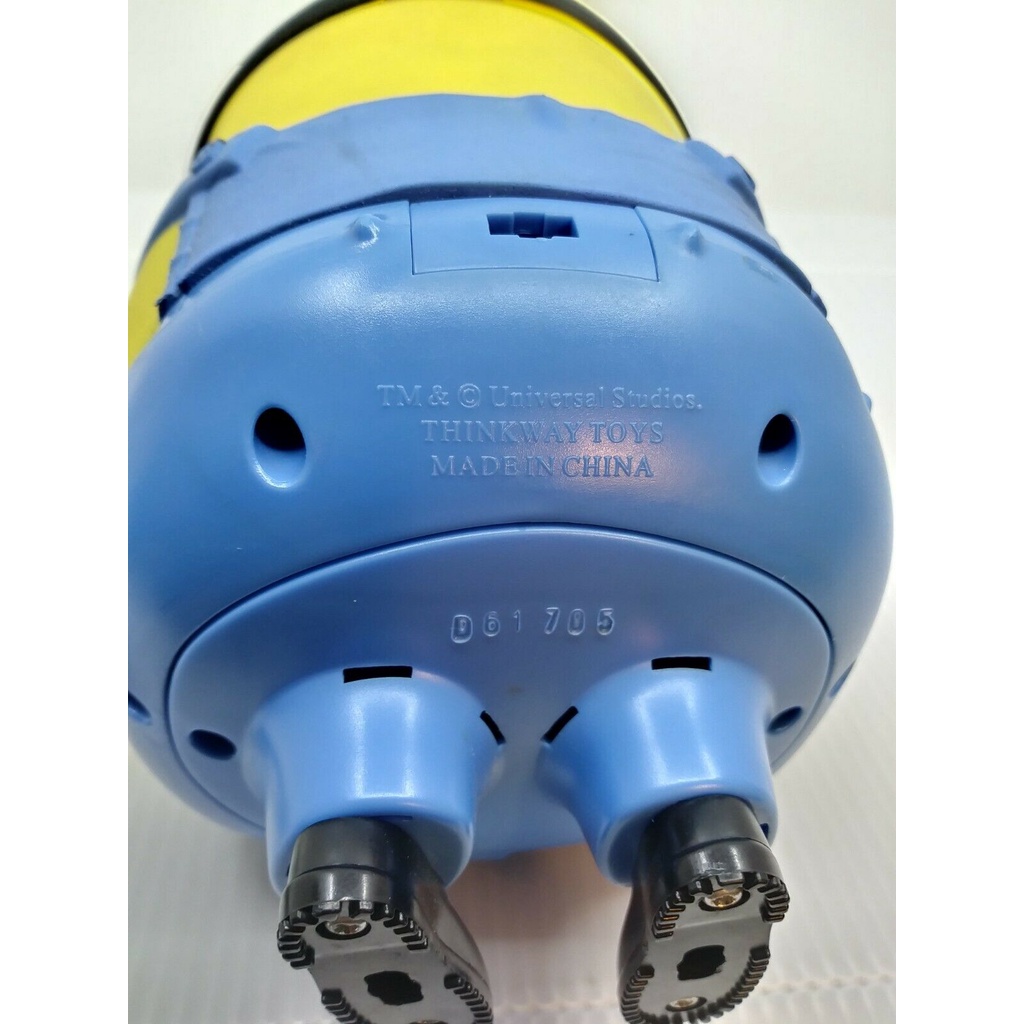 Mô hình minion tương tác chính hãng Despicable Me Minion kích thước 20cm BUG BUG