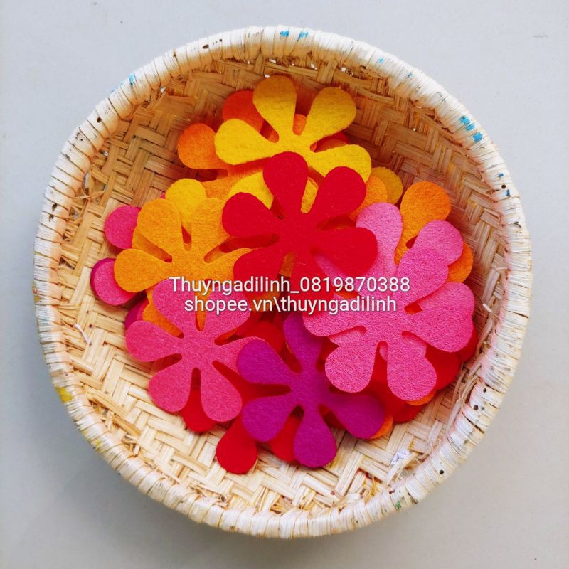 Túi 30 hoa vải nỉ 5cm mầm non