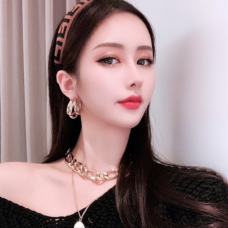 Hoa tai hình tròn bằng kim loại thời trang Hàn Quốc