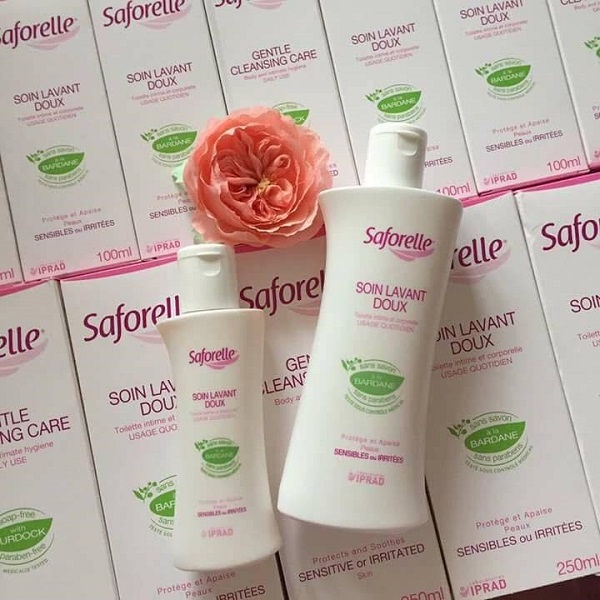 Dung Dịch Vệ Sinh Phụ Nữ Saforelle 250Ml