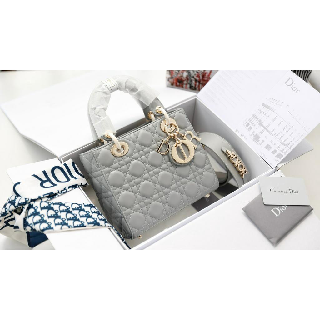 TÚI CD LADY SZ20 TAG VÀNG