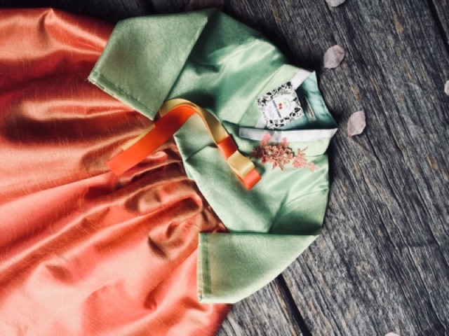 Hanbok cho bé ảnh thật