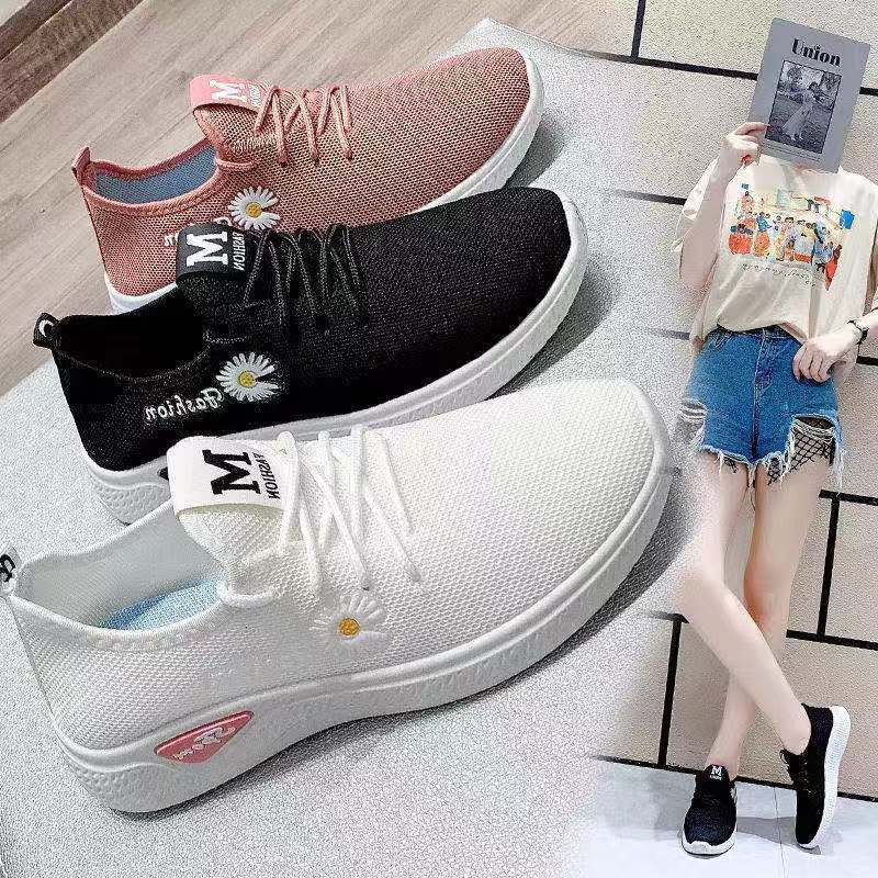 Giày thể thao nữ, giày sneaker chữ M hoa cúc, thông hơi đế cao su siêu mềm 2021