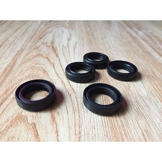 honda 67-72: 01 cặp gồm 2 cái phót ty phuột trước honda 67 (ty 25)