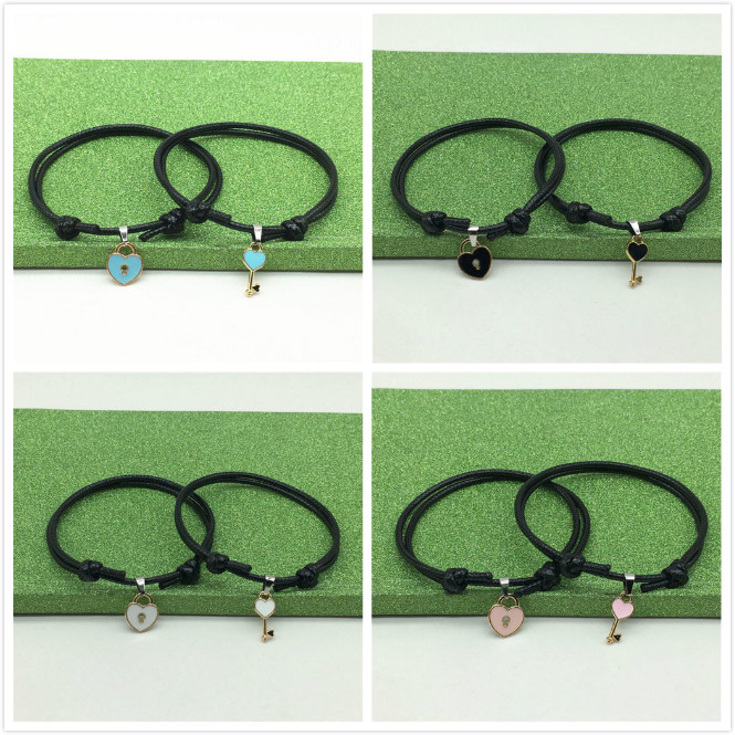 Set 2 vòng tay hình ổ khóa và chìa khóa cho cặp đôi