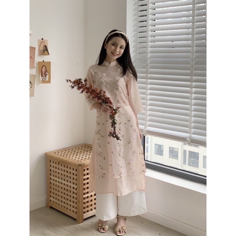[hàng có sẵn] Bộ áo dài xuân 2022 kèm Quần họa tiết thêu nổi cực xinh