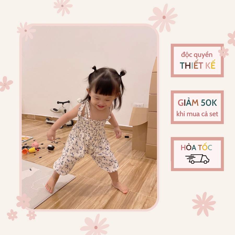 Jumpsuit cho bé BERRYBABY dáng dài hai dây vải thô hoa xanh Mia