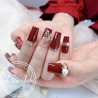Charm nơ quốc dân