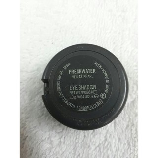 phấn mắt mac xanh lá