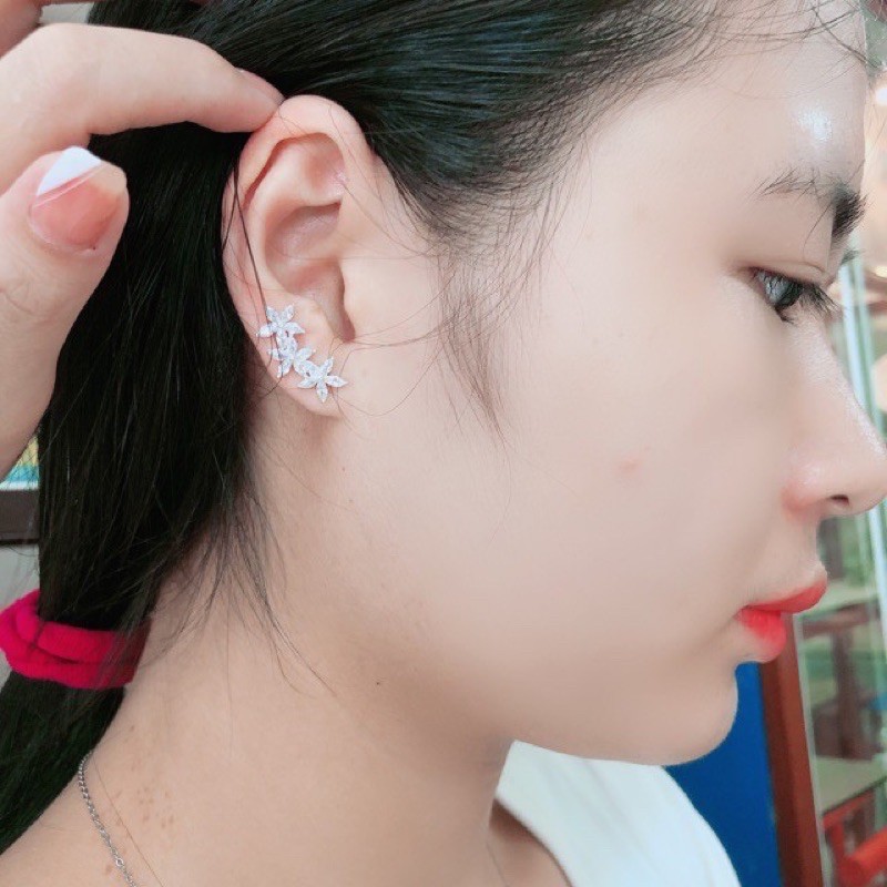Bông tai 3 bông hoa dải đá sáng đẹp , chuẩn bạc ta ( ảnh thật )