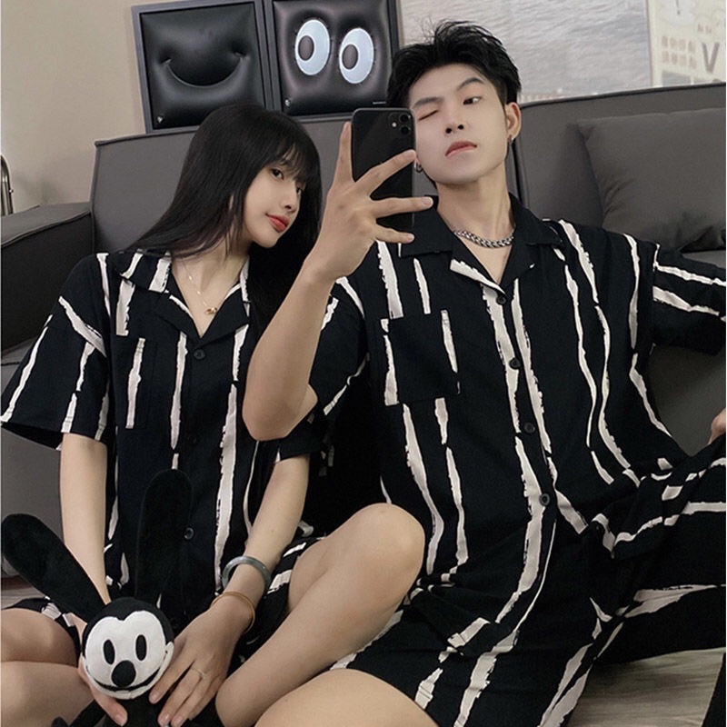 Bộ đồ ngủ nam nữ cộc tay kẻ vằn chất xịn siêu thoáng và thoải mái