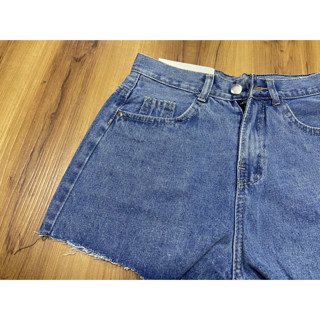 Quần Đùi Jean Nữ - Hana Trâm