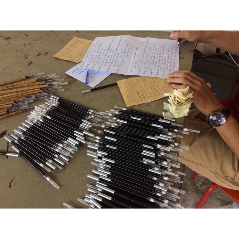 Bút tiểu cán đen Lão trọc