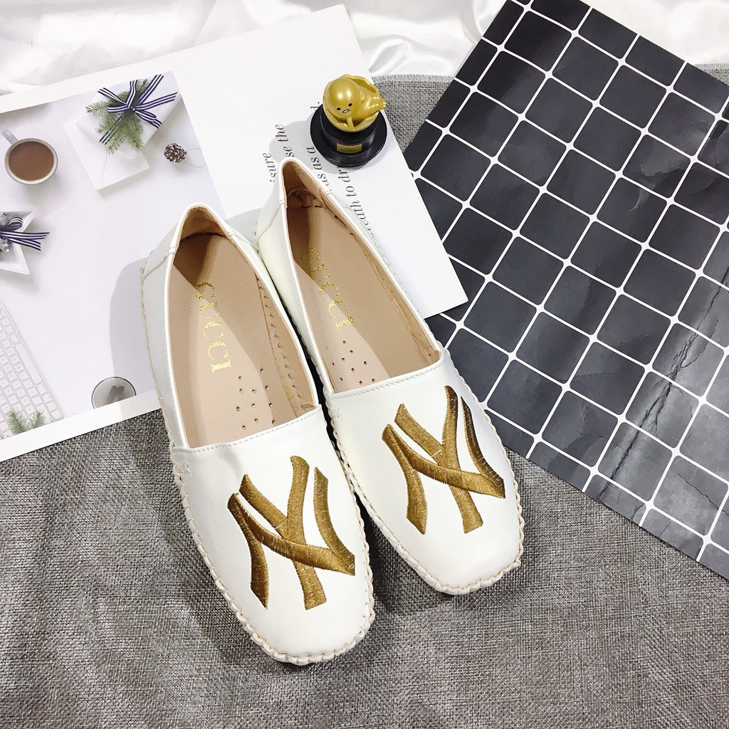 [SIÊU SALE GIÁ SỈ] GIÀY NỮ I GIÀY LƯỜI NỮ DA SIÊU MỀM THÊU CHỮ NY ĐẾ DẺO CỰC XỊN XÒ | BigBuy360 - bigbuy360.vn