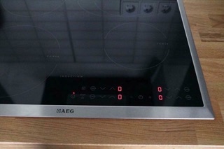 BẾP TỪ AEG HK634250X-B