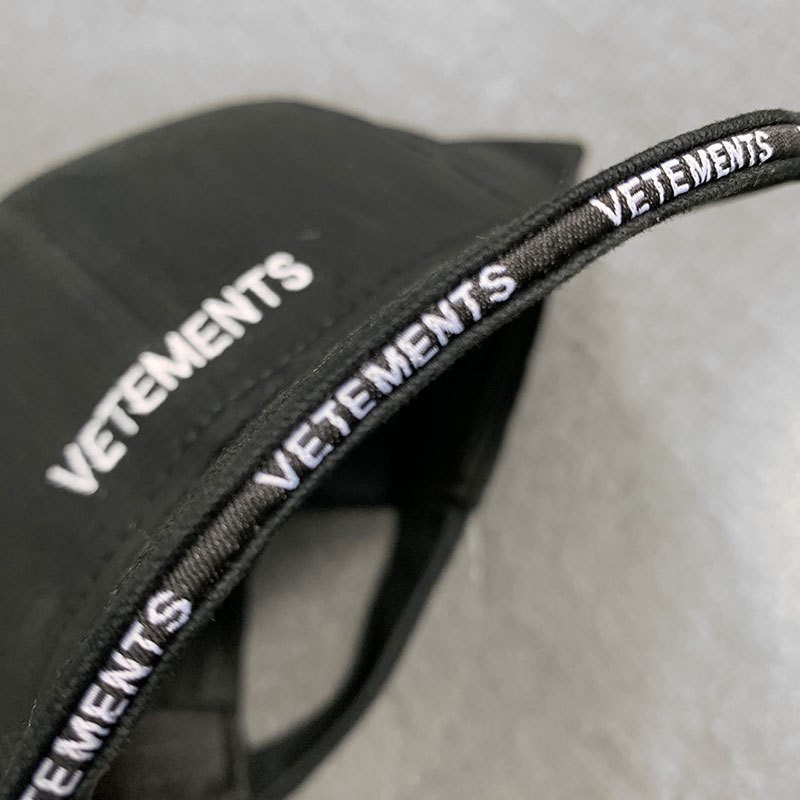 Mũ lưỡi trai Vetements logo cotton cap