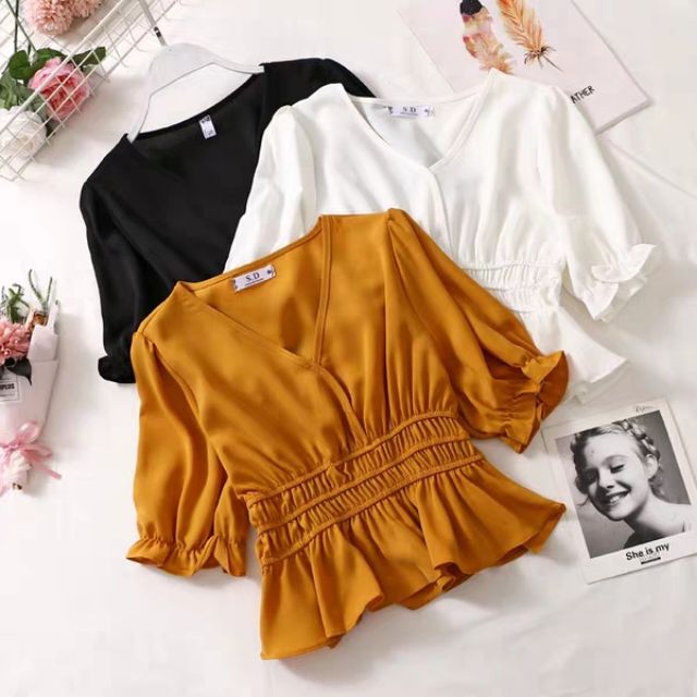 Áo Croptop viền bèo